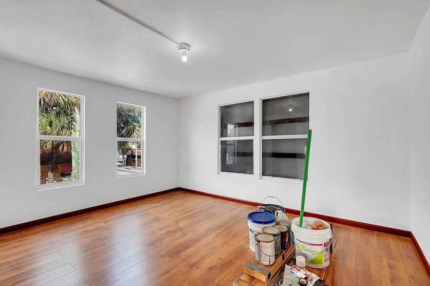 More Photos Of 1818 NW 17th Ave, Miami Freestanding For Lease