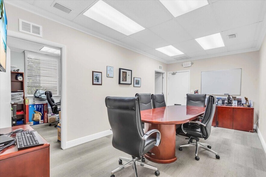 More Photos Of 3949 Evans Ave, Fort Myers Medical For Sale