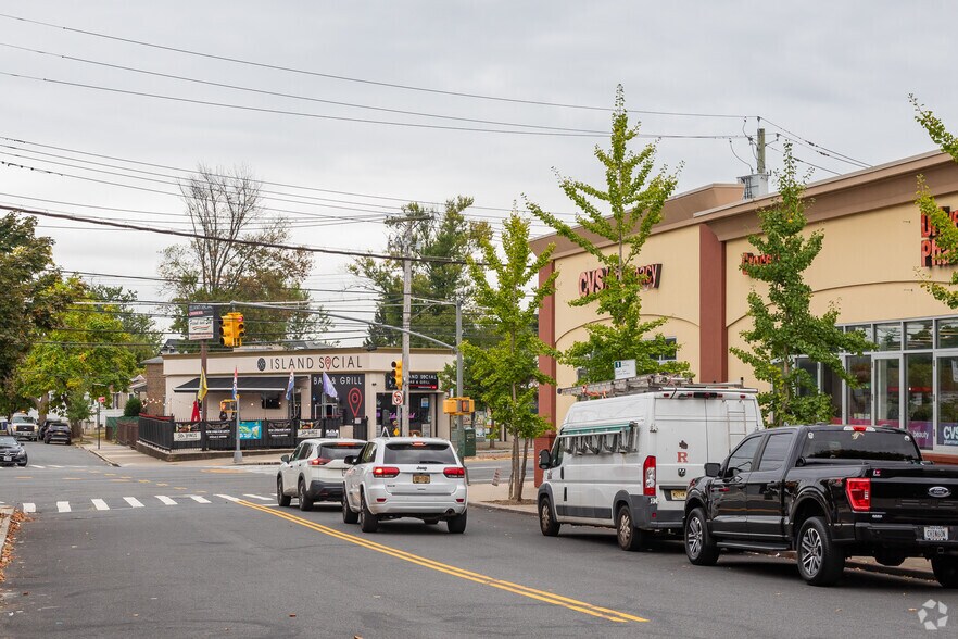 More Photos Of 4051-4055 Hylan Blvd, Staten Island Drugstore For Sale