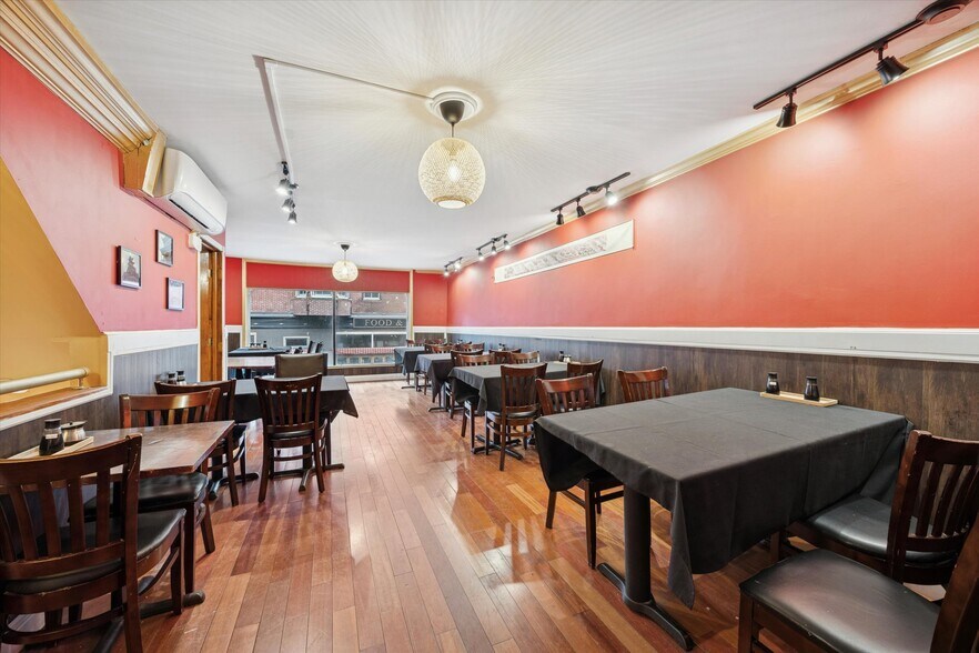 More Photos Of 274 S 20th St, Philadelphia Storefront Retail Residential For Sale