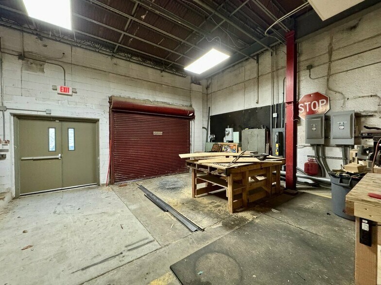 More Photos Of 204-206 E Lincoln Hwy, Coatesville Restaurant For Sale