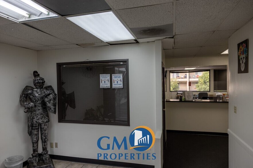 More Photos Of 333 W Broadway, Long Beach Medical For Lease