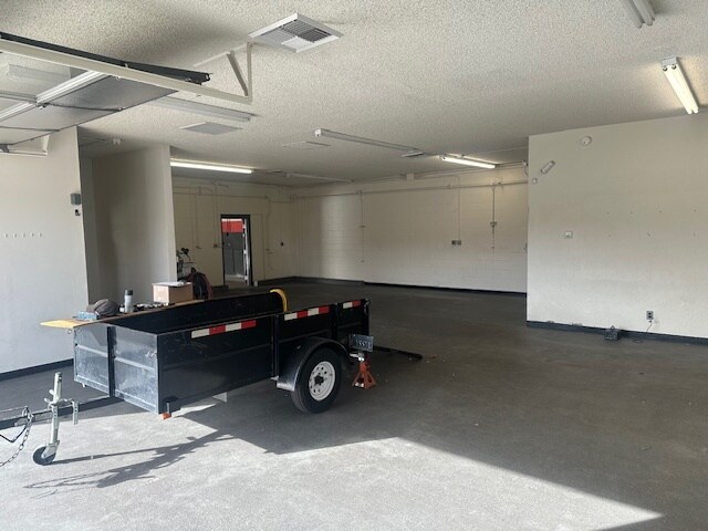 More Photos Of 55 S Wells Ave, Reno Veterinarian Kennel For Sale