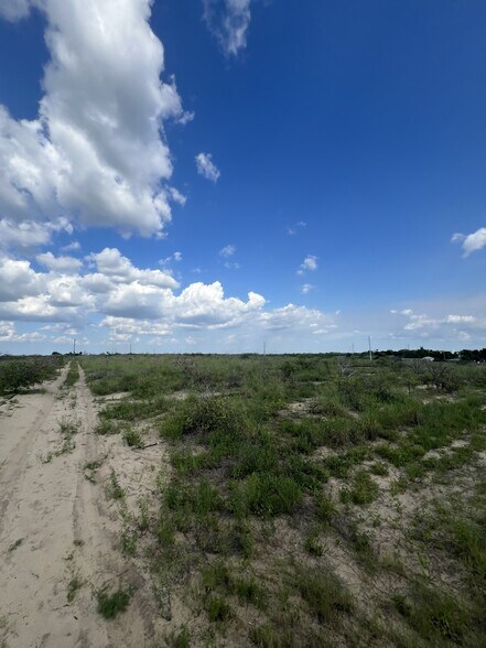More Photos Of NE Ware Ave, Winter Haven Land For Sale