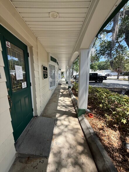 More Photos Of 28960 US Highway 19 N, Clearwater Medical For Sale