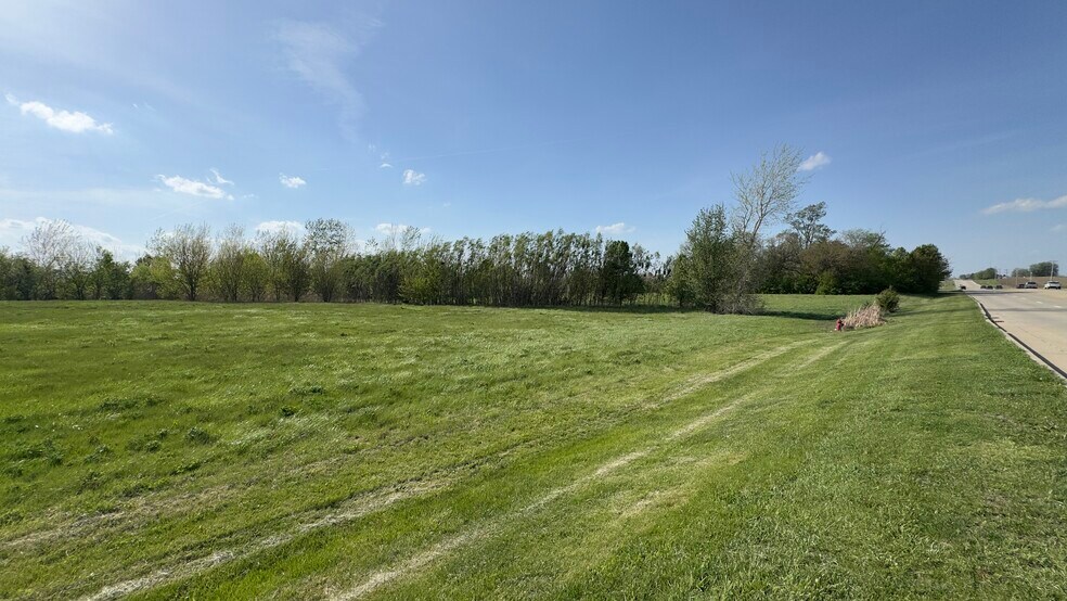 More Photos Of Pin 14-11-477-001 Northtown And Pipeline Rds, Normal Land For Sale