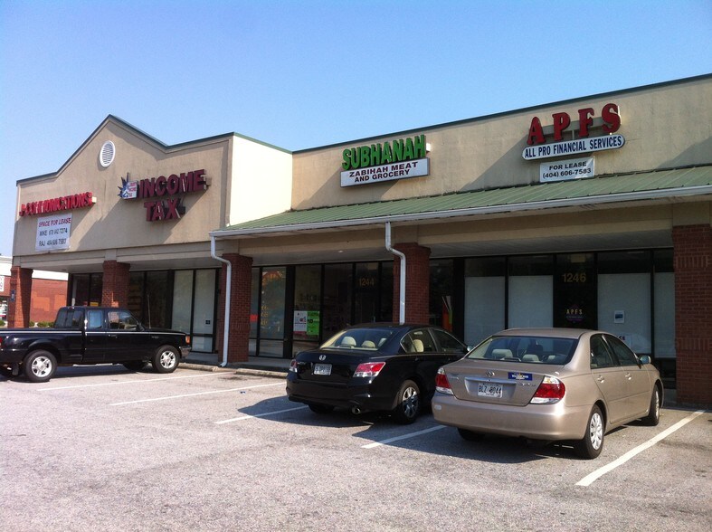 More Photos Of 1240-1254 Highway 138 SW, Riverdale Storefront For Sale