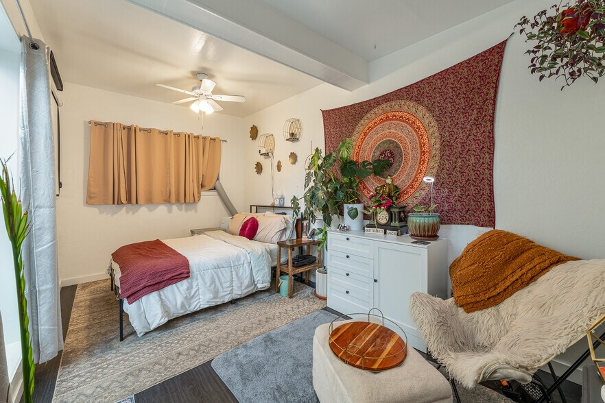 More Photos Of 204 Moran St, Reno Apartments For Sale