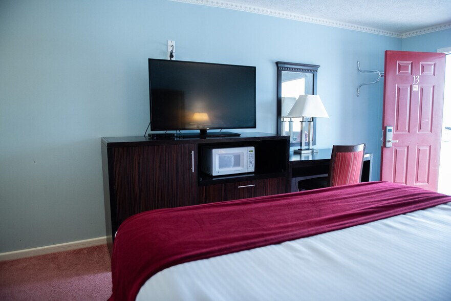 More Photos Of 360 Highway 62 E, Salem Hotel For Sale