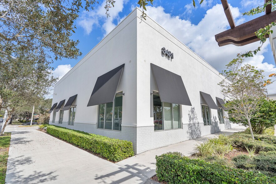 More Photos Of 3481 N University Dr, Coral Springs General Retail For Sale