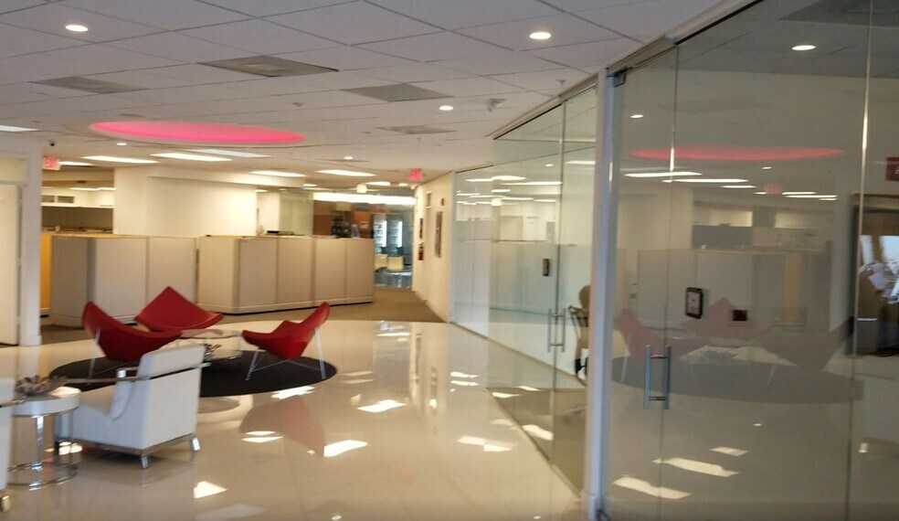 More Photos Of 1800 NW 69th Ave, Plantation Light Distribution For Lease