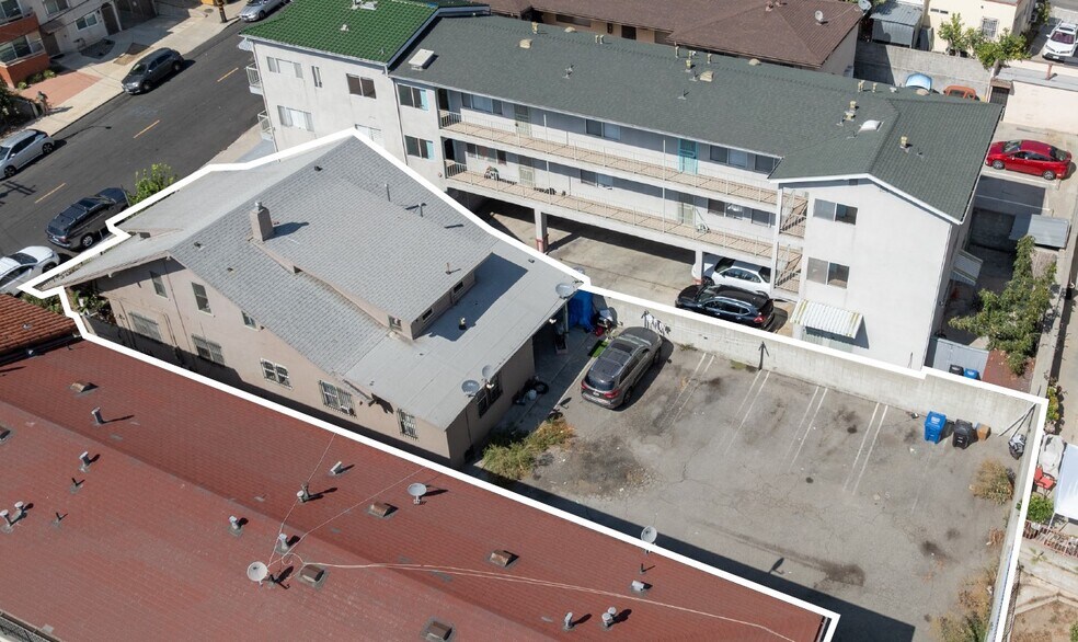 More Photos Of 934 Centennial St, Los Angeles Multifamily For Sale