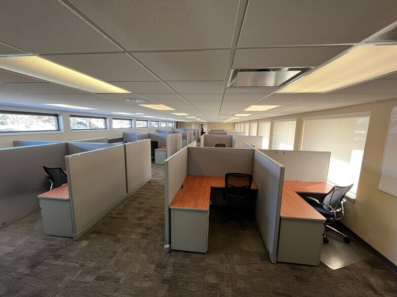 More Photos Of 6910 S Madison St, Willowbrook Medical For Lease