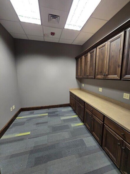 More Photos Of 3310 N Capital Of Texas Hwy, Austin Storefront Retail Office For Lease