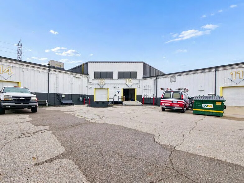 More Photos Of 1717-4189 Arlingate Ln, Columbus Light Distribution For Lease