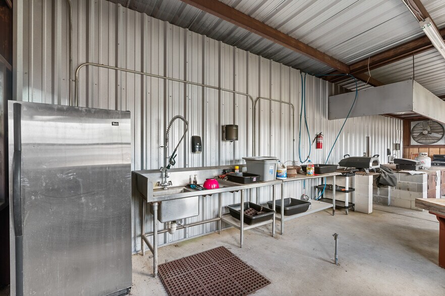 More Photos Of 2692 Highway 105 W, Navasota Sports And Entertainment For Sale