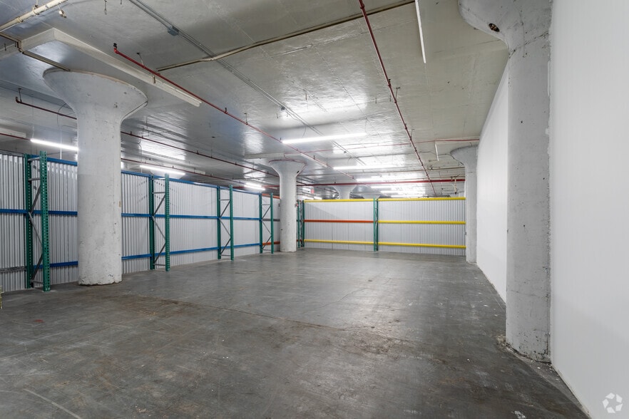 Primary Photo Of 184-10-184-60 Jamaica Ave, Jamaica Manufacturing For Lease