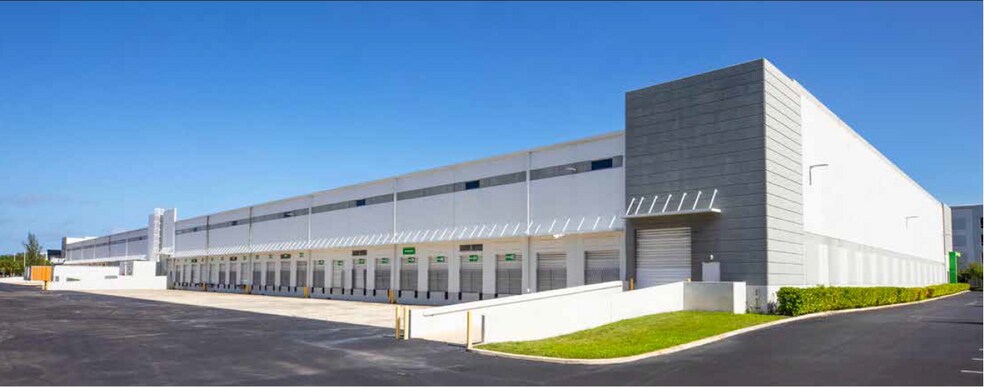 More Photos Of 201 NW 22nd Ave, Fort Lauderdale Distribution For Lease