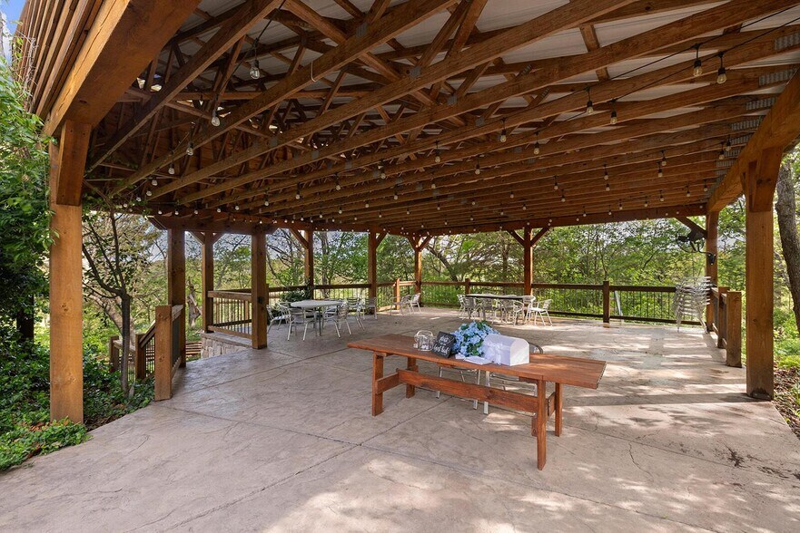 More Photos Of 381 W Guin Rd, Nixa Lodge Meeting Hall For Sale