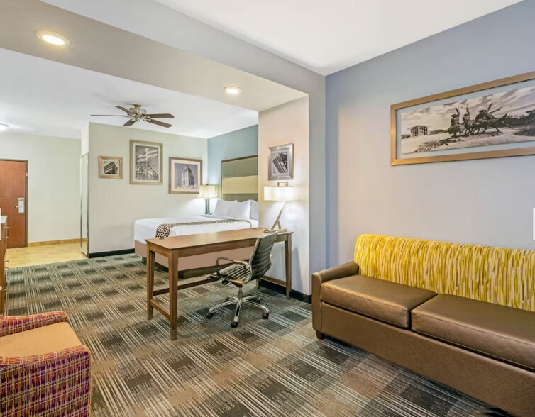 More Photos Of 406 Heather Rd, Guthrie Hotel For Sale