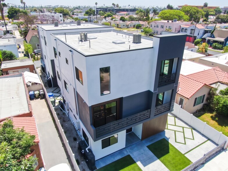 More Photos Of 2840 Wellington Rd, Los Angeles Multifamily For Sale