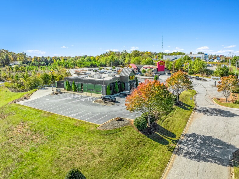 More Photos Of 102 Southern Center Way, Easley Restaurant For Sale