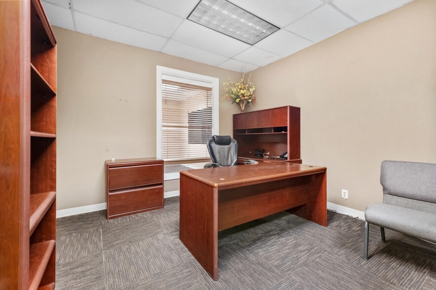 More Photos Of 814 E Cherokee Ave, Sallisaw Religious Facility For Sale