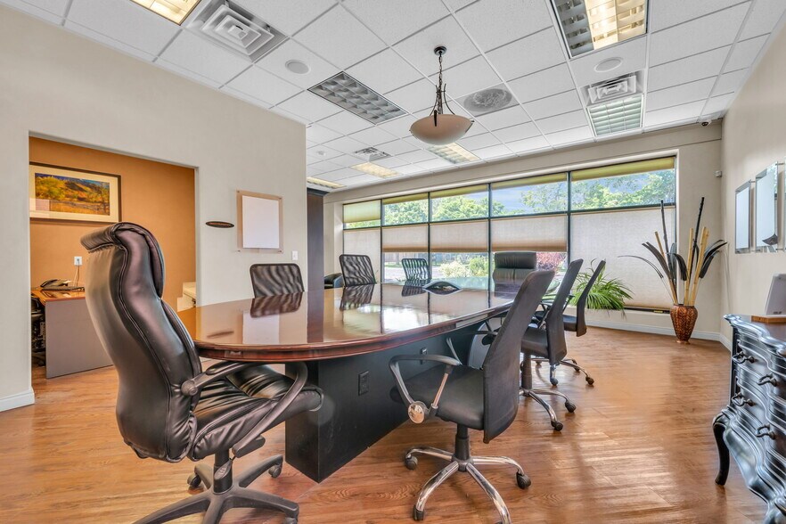 More Photos Of 1345 S Main St, Salt Lake City Freestanding For Lease