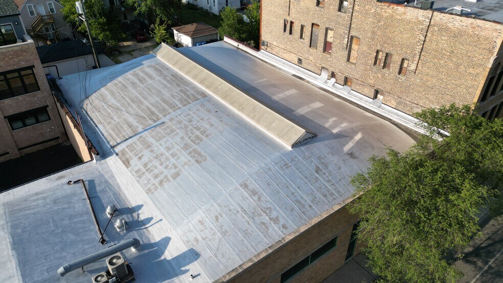 More Photos Of 3640 W Armitage Ave, Chicago Storefront For Lease
