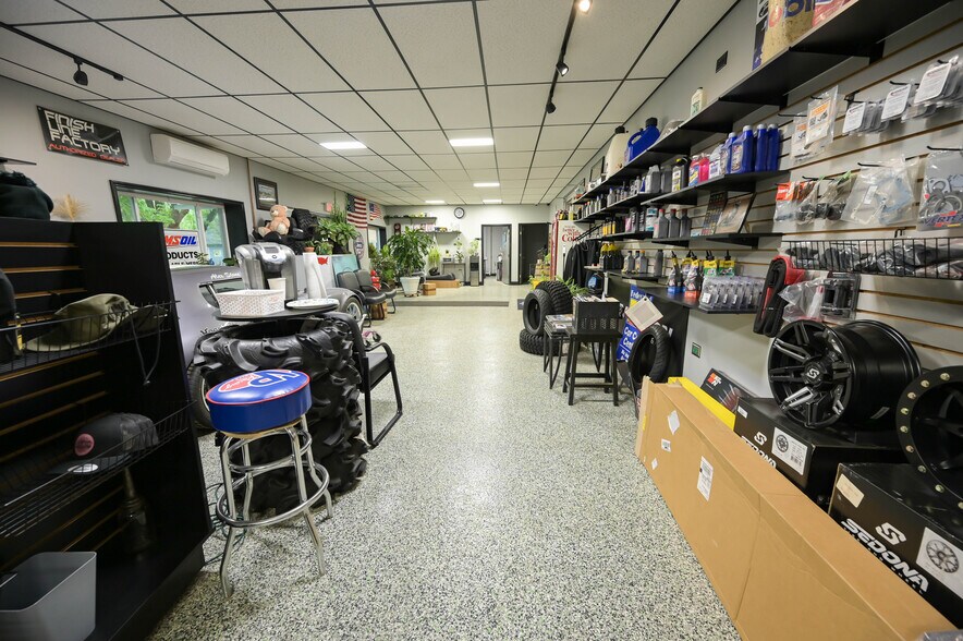 More Photos Of 125 Southern Ave, Little Falls Industrial For Sale