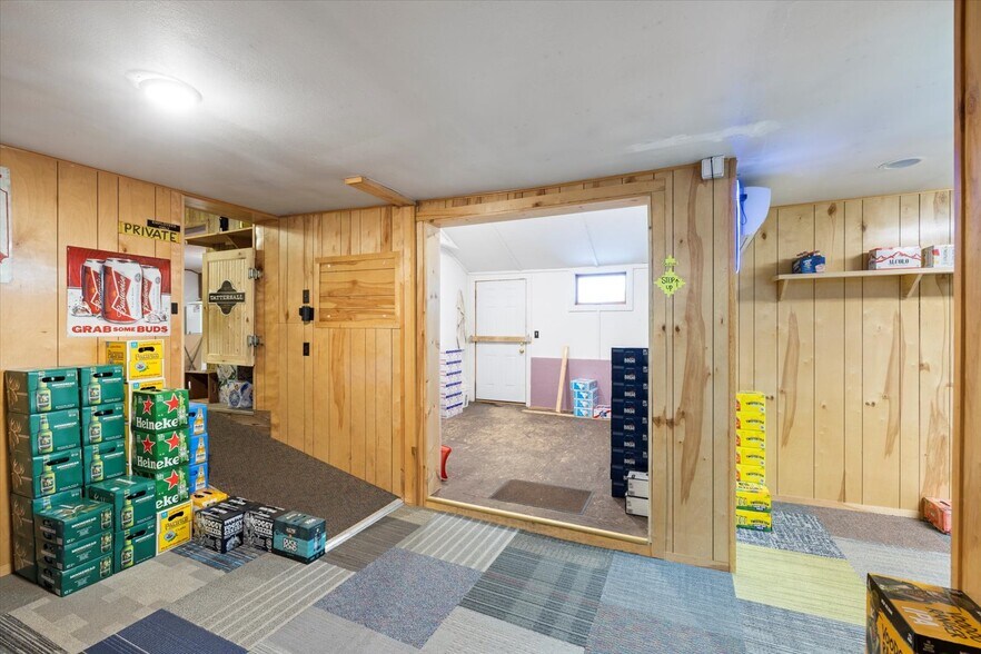 More Photos Of 401 E Sheridan St, Ely Convenience Store For Sale