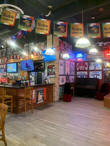 More Photos Of 107 W Coal Ave, Gallup Restaurant For Sale