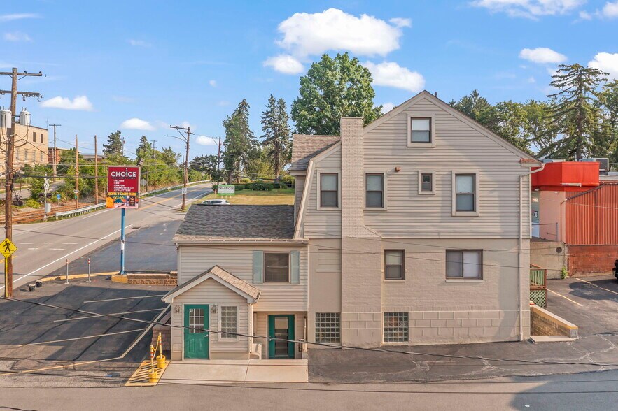 More Photos Of 5133 Brightwood Rd, Bethel Park Office Residential For Sale
