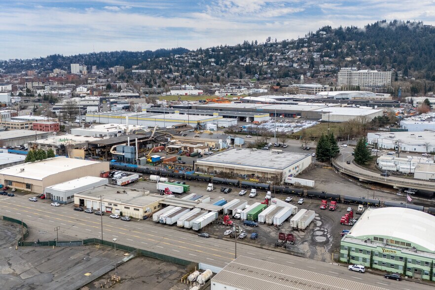 More Photos Of 3147 NW Front Ave, Portland Warehouse For Lease