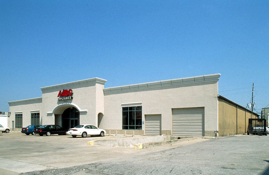 Primary Photo Of 5918 W FM-1960, Houston Freestanding For Lease