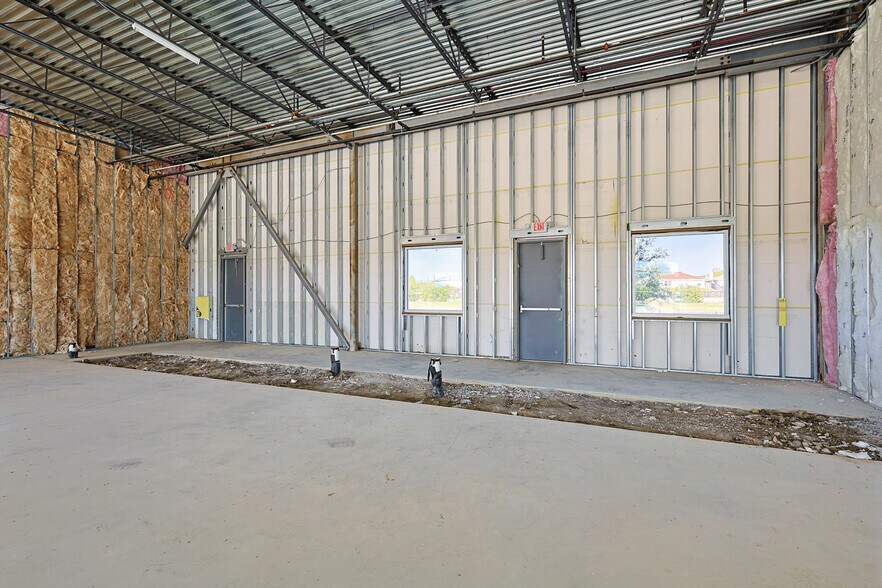 More Photos Of 1395 E Eldorado Pky, Little Elm Storefront Retail Office For Sale