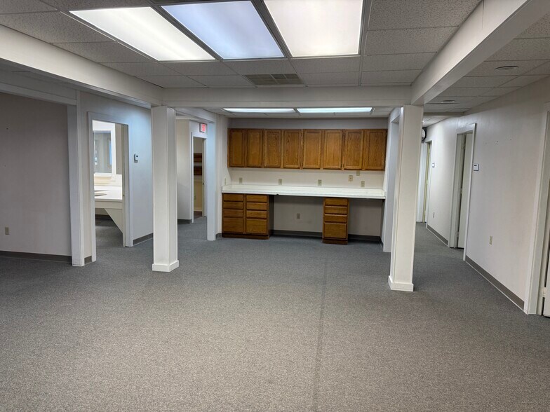 More Photos Of 3701 Perkiomen Ave, Reading Medical For Sale