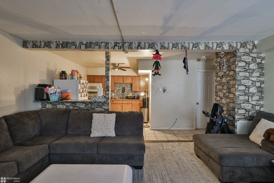 More Photos Of 902 W Wilkes Barre St, Easton Apartments For Sale