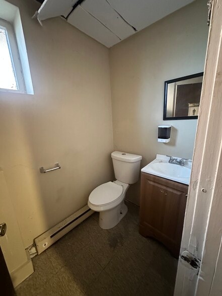 More Photos Of 220 Church St, Poughkeepsie Apartments For Lease