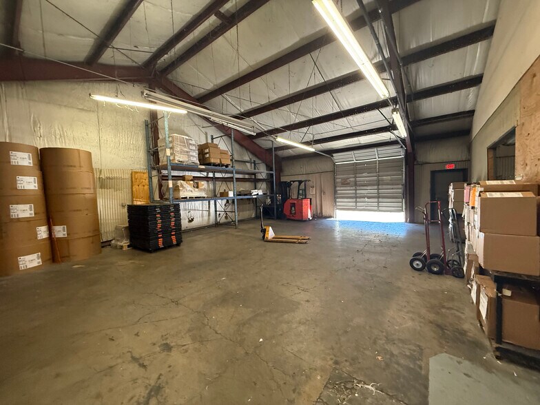 More Photos Of 1910 S Interstate 35, San Marcos Manufacturing For Sale