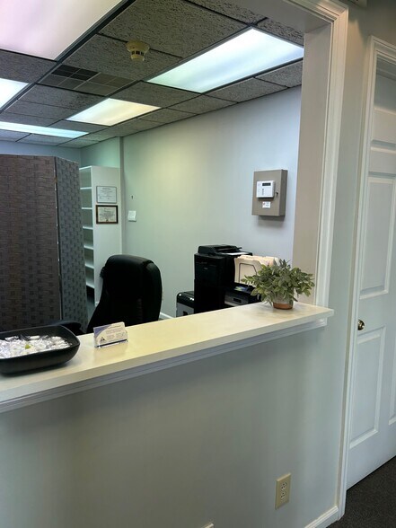 More Photos Of 225 Humphrey Rd, Greensburg Medical For Lease
