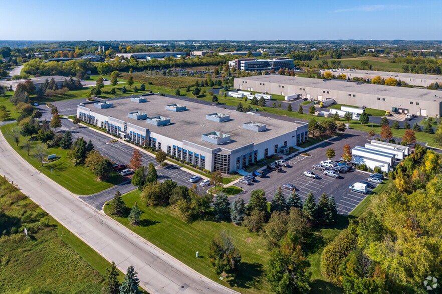 More Photos Of W233N2095 Ridgeview Pky, Waukesha Warehouse For Lease