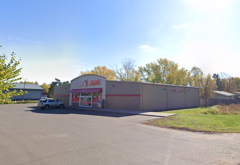 Primary Photo Of 501 Barry Ave, Hinckley Storefront For Lease