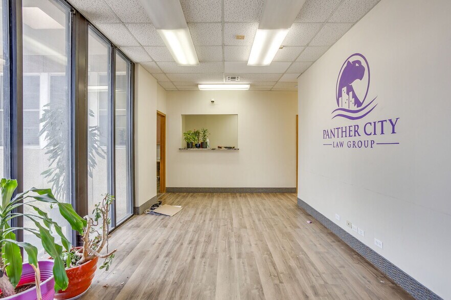 More Photos Of 1212 W El Paso St, Fort Worth Loft Creative Space For Lease