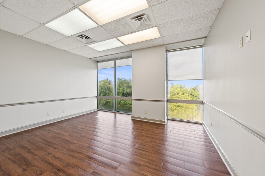 More Photos Of 301 Kaliste Saloom Rd, Lafayette Serviced Offices For Lease