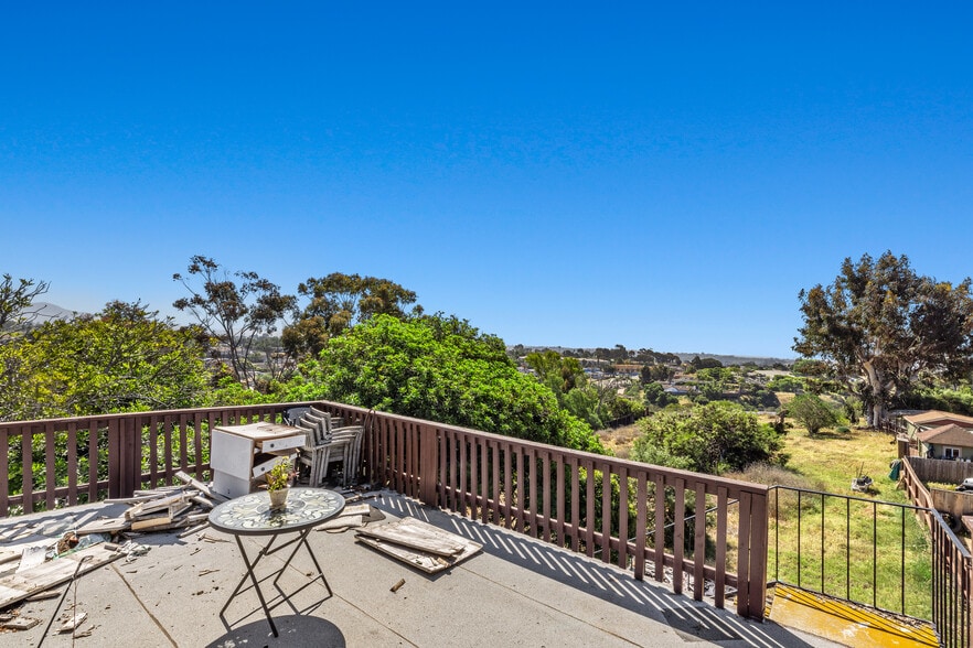 More Photos Of 2241-2247 Prospect St, National City Apartments For Sale