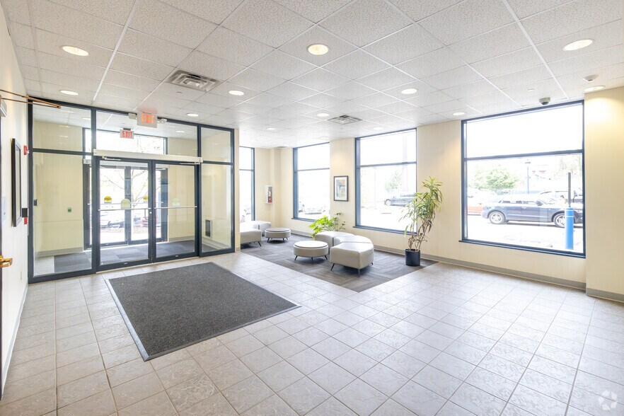 More Photos Of 4031-4190 Brownsville Rd, Pittsburgh Unknown For Lease