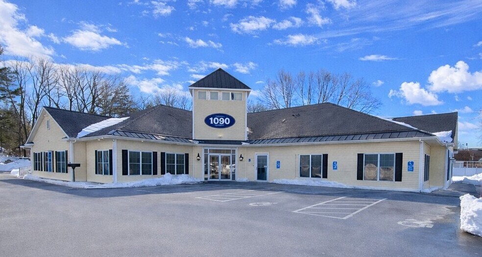 More Photos Of 1090 Meriden Waterbury Tpke, Cheshire Medical For Sale