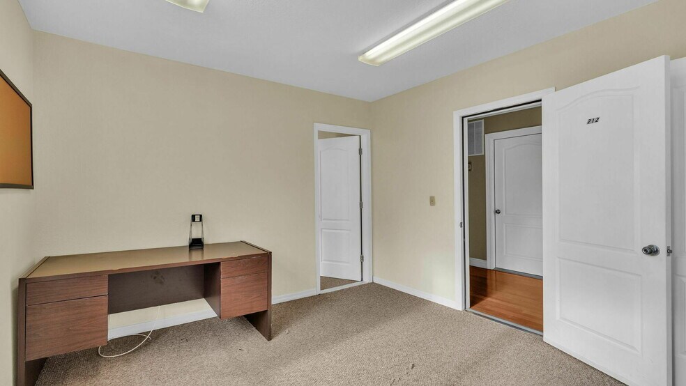 More Photos Of 415 E Main St, Bartow Office For Lease