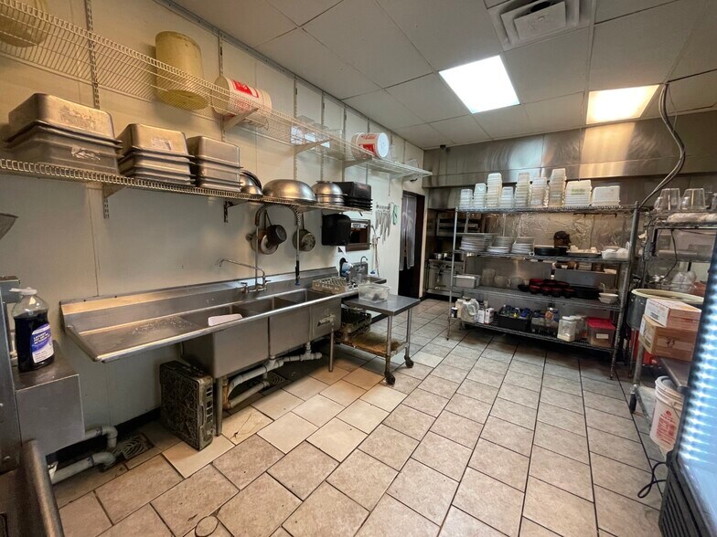 More Photos Of 2120 Oakheart Rd, Myrtle Beach Restaurant For Lease
